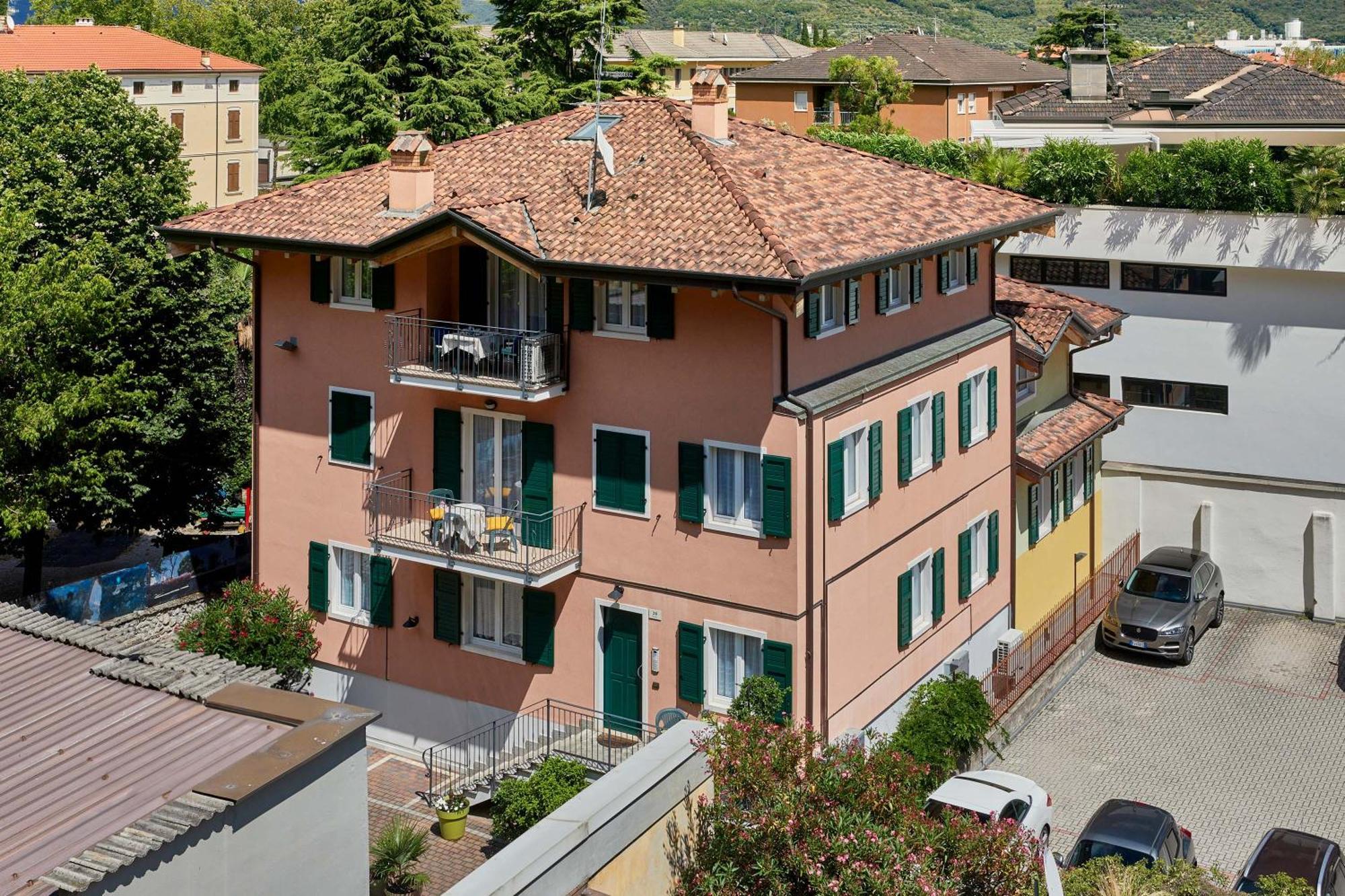 Bella Villa Apartments ريفا ديل غاردا المظهر الخارجي الصورة